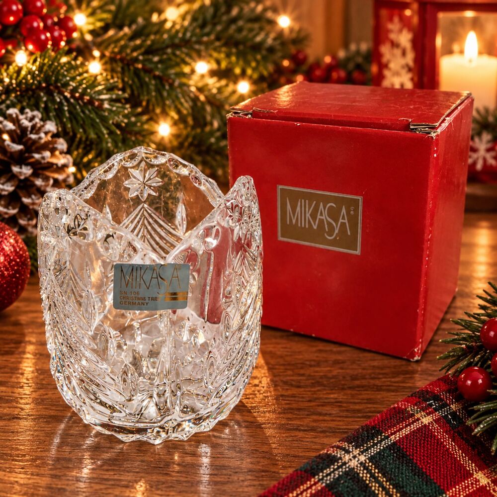 Mikasa Christmas Tree SN106 Crystal Votive Candle Holder Germany 4" w/ Box